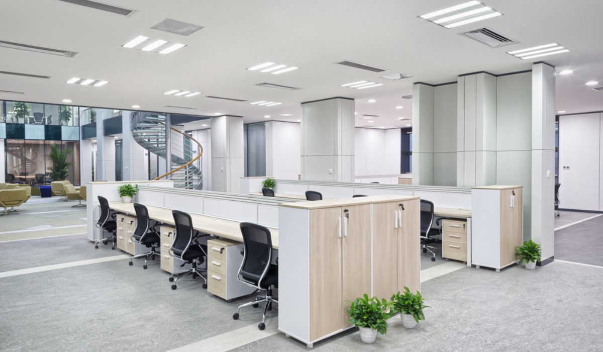 Maximize Your Space: Top Office Furniture Solutions for Both Small and Large Offices